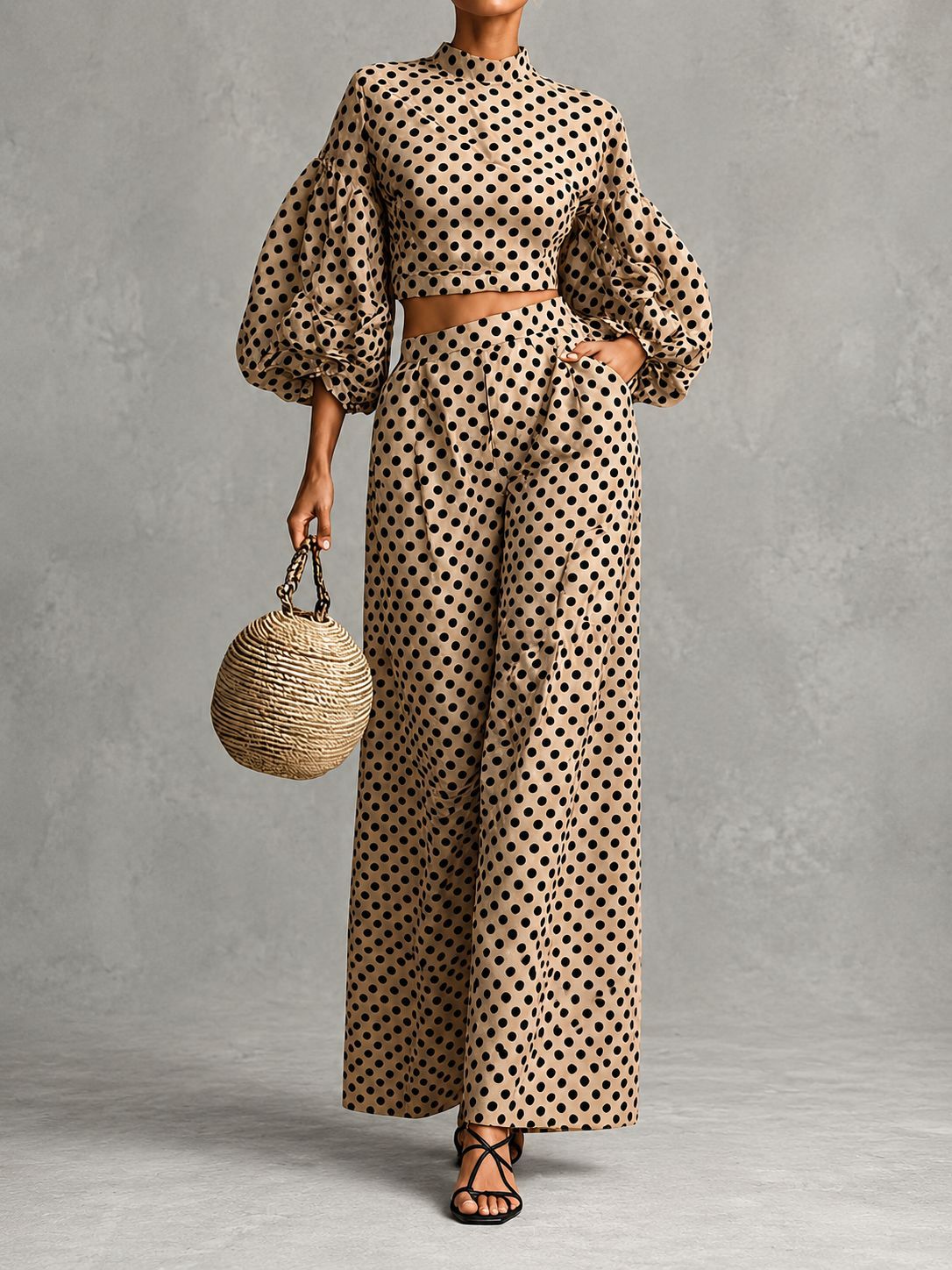 Conjunto Dálmata – Top de manga abullonada y pantalón de pierna ancha