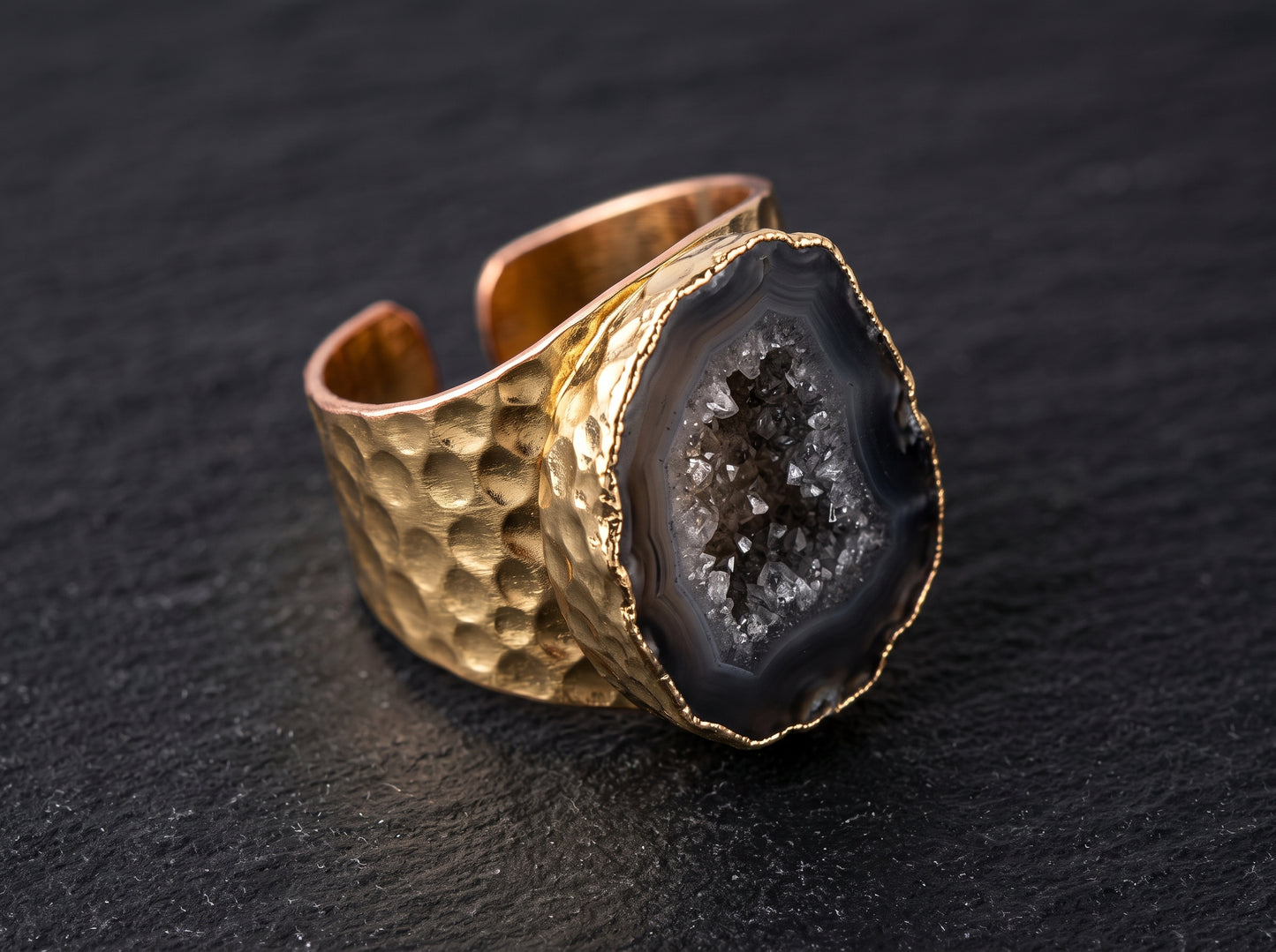Anillo Ajustable con Piezas de Ágata Natural | Diseño Bohemio