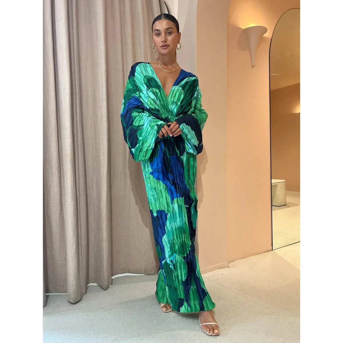 Vestido Elegante Sin Mangas con Escote Corazón