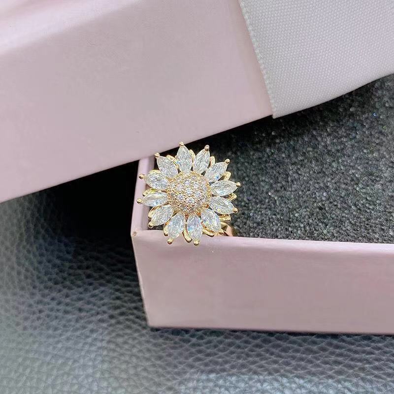 Anillo Giratorio de Girasol para Alivio de Ansiedad Oro y Oro Blanco